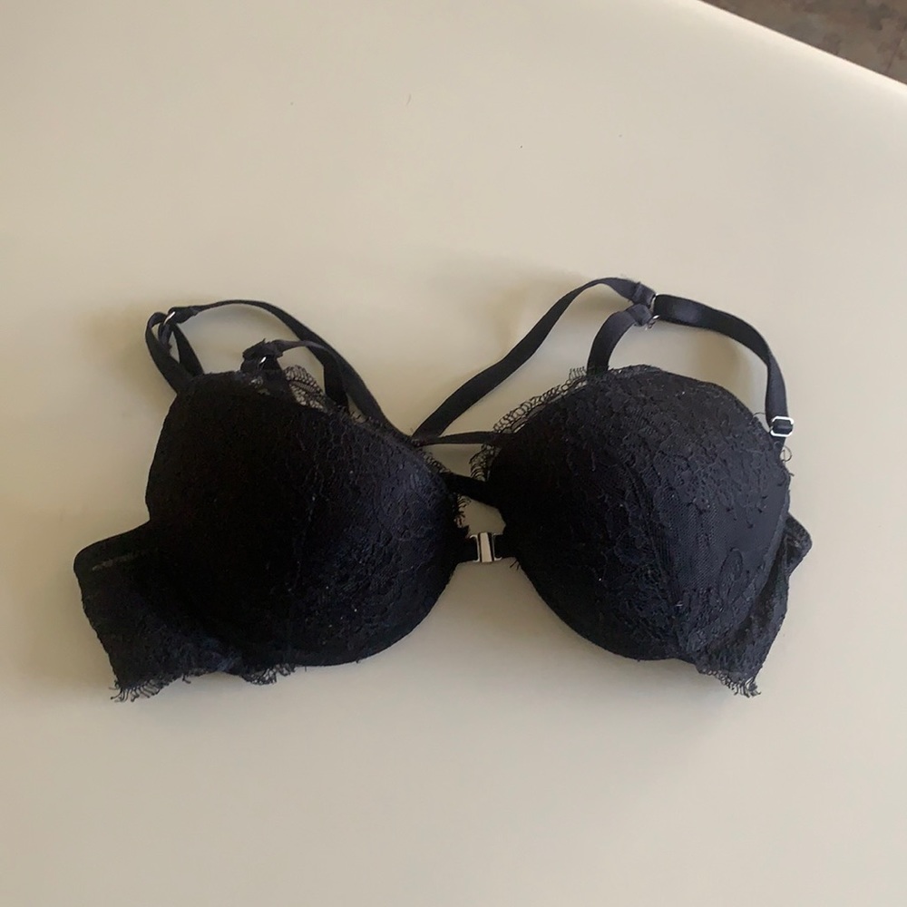 Extra  push up lace bra w front clasp and cage detail